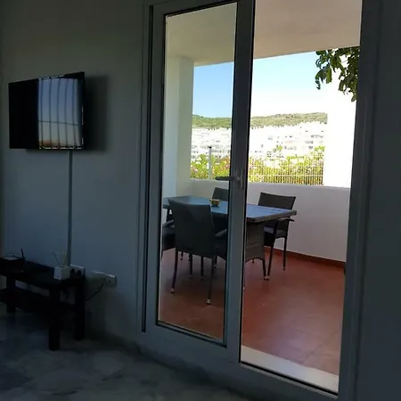 Luxury And Secluded Set In Valle